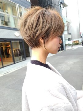 ビュートリアム 青山(BEAUTRIUM) ショートボブ小顔カット大人ヘア髪質改善30代40代50代表参道青山