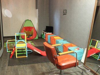アルル(ARLE)の写真/リニューアル後も大人気☆【キッズスペース有】駐車場も完備で毎日忙しいオシャレママに人気のサロン♪