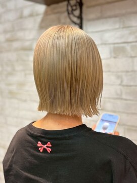 クロエ バイ ラヴィズム 新潟ビルボードプレイス2店(CLOE by LUVISM) ブロンドボブ