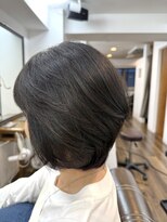 ヘアーサロン ラフリジー(Loufreasy)&nbsp;艶と丸みで上品にまとまるショートボブ