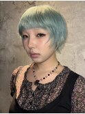 ベージュ