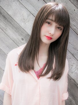 ルティア(Lutia) ミルキーグレージュ 大人かわいい 重めバング☆