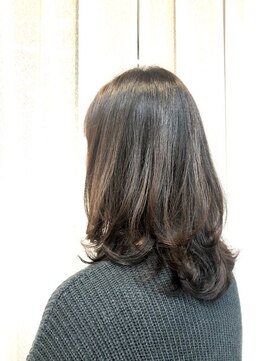 クオリス 上福岡店(QUALIS) くびれヘア/ダークアッシュ/艶カラー白髪染め/40代50代/レイヤー