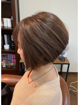 アドア(ADOR) おすすめのボブ メッシュカラー