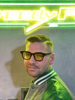 グリーディーフォックス 代々木(Greedy FOX)&nbsp;かき上げヘア/サイドパート/韓国マッシュ/フェードカット/代々木