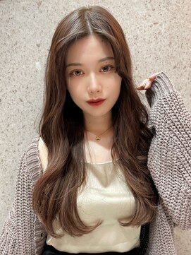 ルームバイシー 新宿(Loom. by Sea) 【Loom.林】くびれヘア/ワンホンヘア/似合わせカット/韓国ヘア