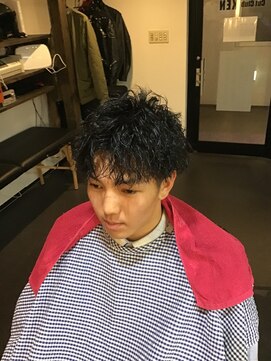 カットクラブ ケン(cut club KEN) ツイストスパイラルブルー