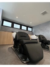 【首が楽なシャンプー台】