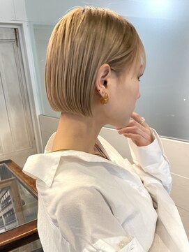 トリコ 柏(tricot) 大人可愛い/ハイトーンボブ/ハイトーンショート/切りっぱなし