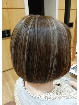 クルタ(KULTA) オシャレデザインカラー/ショートボブスタイル