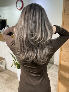 アップ(A+hair) ハイライトカラーレイヤーカットケアブリーチ白髪ぼかし髪質改善