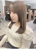 明るめアッシュベージュカラー