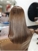 レイエレガンス(Rei Elegance) 夏にオススメの縮毛矯正