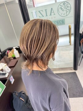 アイズ 本厚木(AIZU) ウルフヘア バレイヤージュ