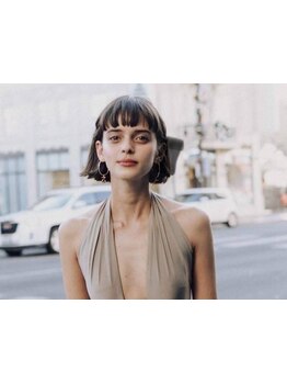 【極み髪質改善】が人気！髪の芯から、補修して、ラッピング！潤いと，艶，色もちの良さを実感！