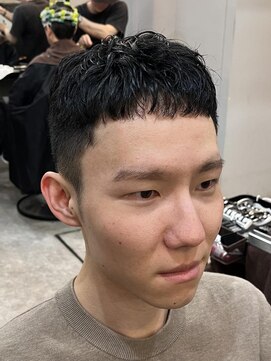 フランクスバーバーリザーブ 人形町店(FRANK’S BARBER RESERVE) クロップ/人形町　y