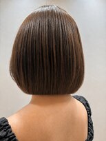 ロッカ(ROCCA)&nbsp;丸みボブ×艶ブラウン×髪質改善ストレート