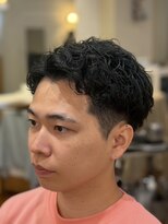 ゼロスバーバー(0's BARBER SHOP) 束感黒髪ルーズショート人気流行ナチュラル無造作メンズ