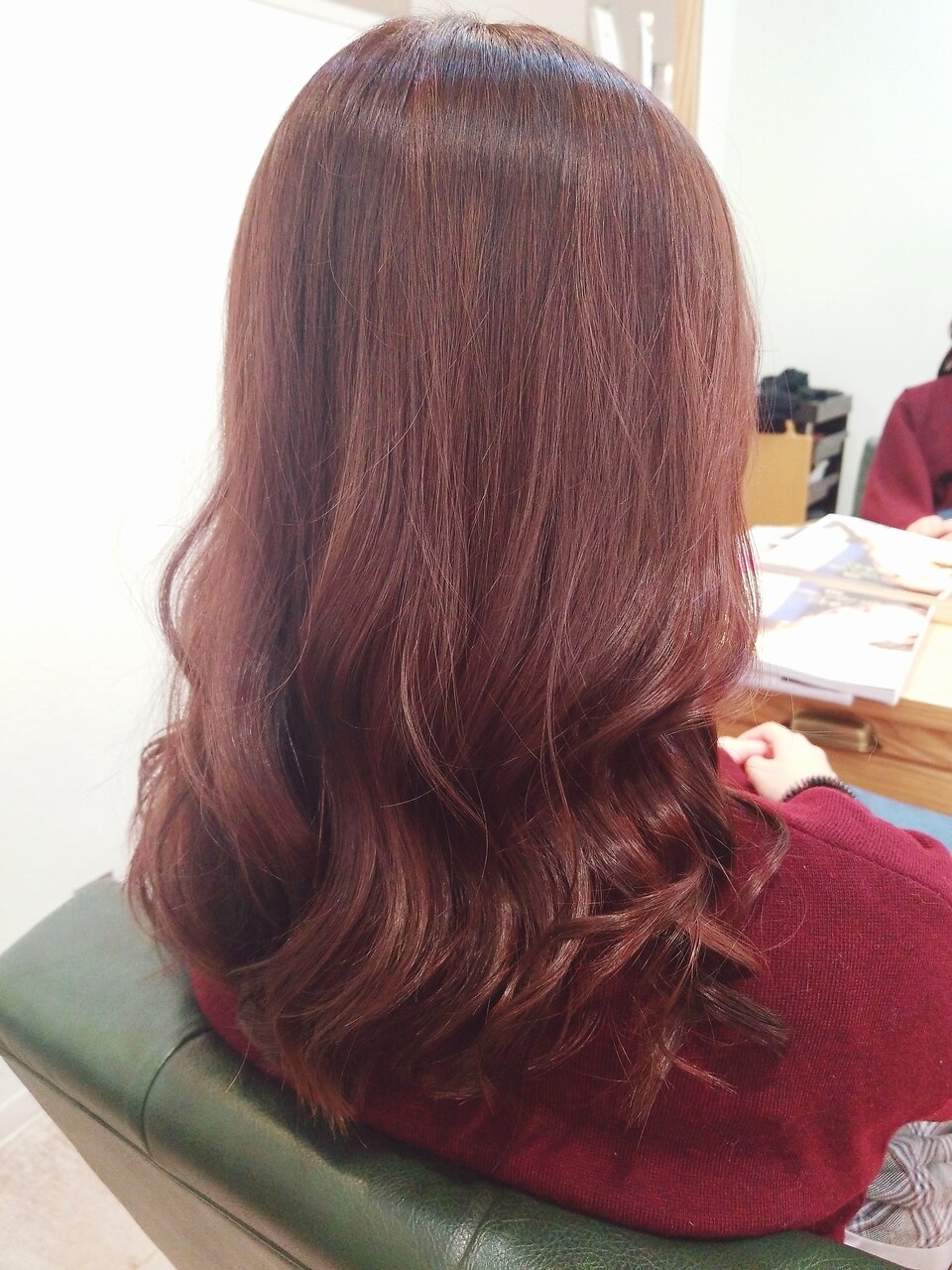 ヘアカラー 赤、ピンクセット 2025年夏】チェリーレッドの髪型・ヘアアレンジ｜人気順