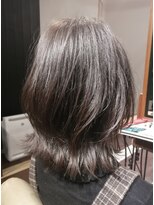 ギフト(GIFT)&nbsp;ひし形グレージュボブ★