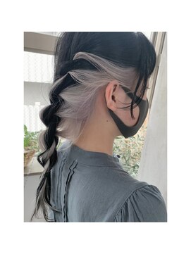 ラリー(Larry) ホワイトカラー×インナーカラー