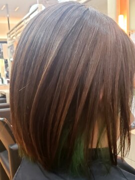 アローズ ステラプレイス店(HELLO'S) 明るめ×グレイヘア×イヤリングカラー