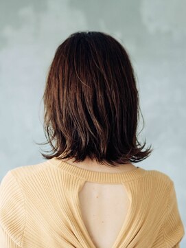 ヘアアンドリラクゼーション シャッセ(Hair&Relaxation SASE) ミディアムレイヤー