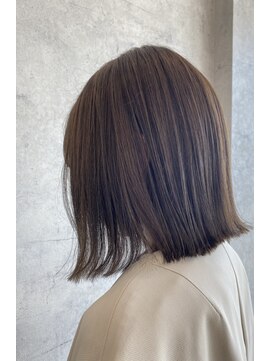 アイボリードット(ivory.) パツっとボブ