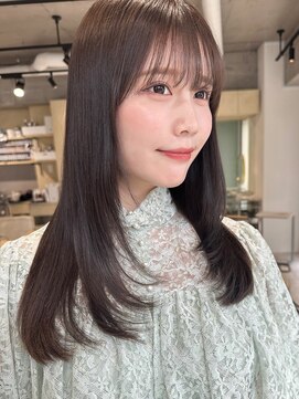 ティア(Tia.) 縮毛矯正/髪質改善トリートメント/ミディアムヘア/グレージュ