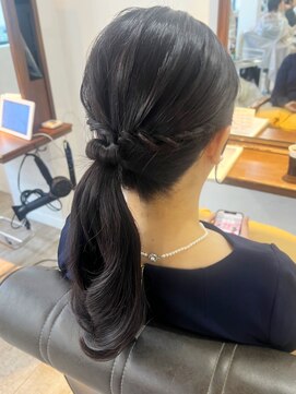 マリアバイアフロート(Maria by AFLOAT) 【山田】大きめカールローポニー　結婚式ヘア