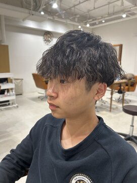 ネイロ 北千住(NeiRo) スパイラルパーマツイストパーマ波巻きパーマ
