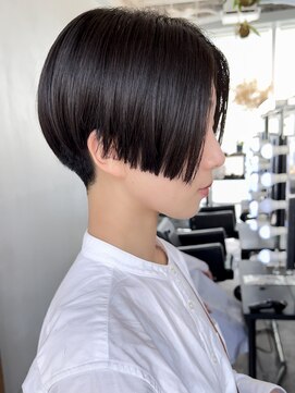 シャロン(SHARON) 【SHARON 原宿】20代30代40代 人気 ハンサムショートボブ