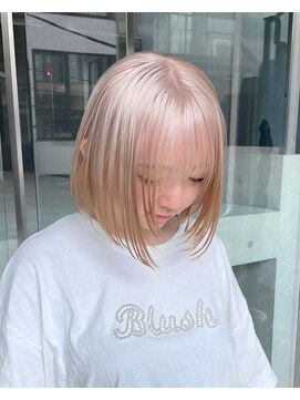 ヲタク(wotaku.) ホワイトベージュミルクティーハイトーンダブルカラーミニボブ