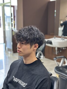 バーバーショップグランツ(Bar ber Shop GRAnt'z) 波巻きツイストパーマ