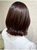 ミディアムレイヤー 外ハネ マロンベージュ ツヤ髪 20代