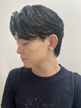 ローウェ オム 立川(LOUWE HOMME) センターパートフェザーパーマ