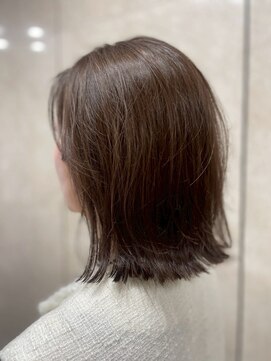 外ハネナチュラルボブ｜艶質感