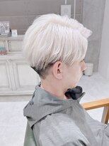 デイズ(days)&nbsp;メンズマッシュ×刈り上げ×ホワイトブロンド