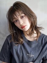 ギークス(GEEKS)&nbsp;【GEEKS渋谷】ウルフ/グレージュ/ハッシュカット/顔周りレイヤー