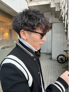 ヨウ(YEAU) 波巻きパーマ