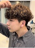 大分つよめ波巻きプードルパーマメンズカットラウンドマッシュ