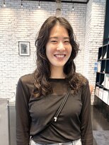 エン(YENN)&nbsp;ロングパーマ