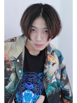 アドール(ADOR) ADOR TSUYOSHI 前下がりマッシュ