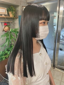 ギフトサニーサイド(gift sunny side) 黒髪ストレート＊姫カット