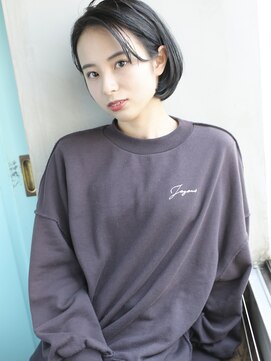 バース(BIRTH) 天神【BIRTH】アッシュブラック×内巻き耳掛けワンカール