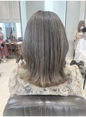 透明感グレージュ
