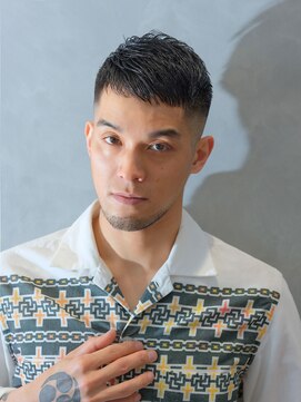 エムスラッシュ 本牧(M.SLASH) M.SLASH本牧/スキンフェード/ツーブロックショート/刈り上げ