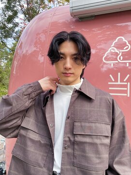 コンティニュー オモテサンドウ(CONTINUE OMOTESANDO) センターパート/メンズヘア/カルマパーマ