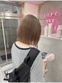 ベージュカラー