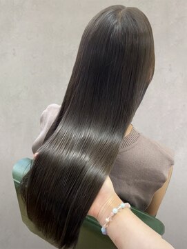 ジョリエス エクラン(Joliesse ecrin) 20代30代40代髪質改善カラーアッシュベージュ艶感ストレート